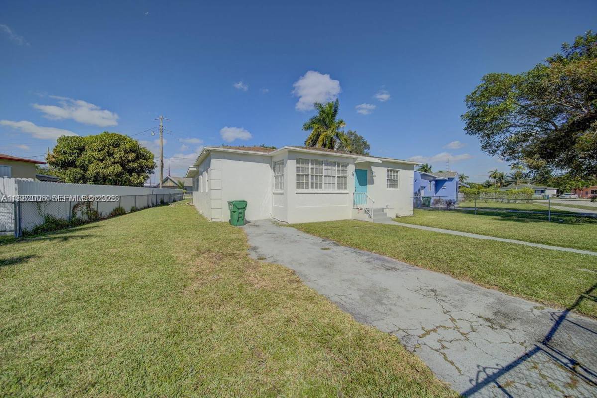 House for rent at 1471 NW 93rd St, Miami, FL 33147