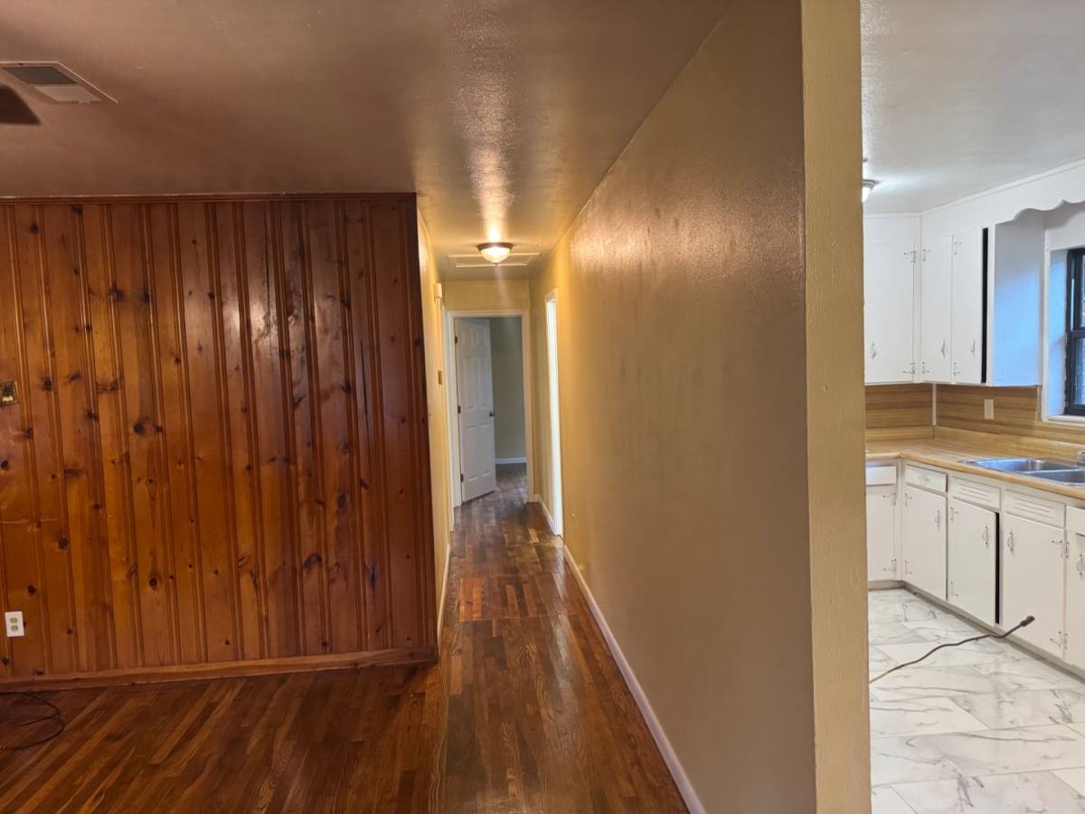 House for rent at 24 Austin St, Pensacola, FL 32534
