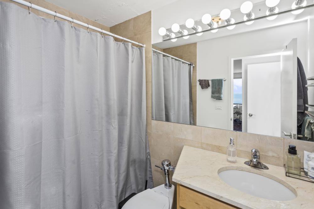 Condo for rent at 2800 N Lake Shore Dr, Chicago, IL 60657
