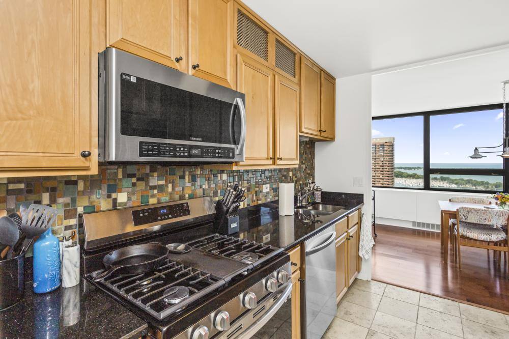 Condo for rent at 2800 N Lake Shore Dr, Chicago, IL 60657