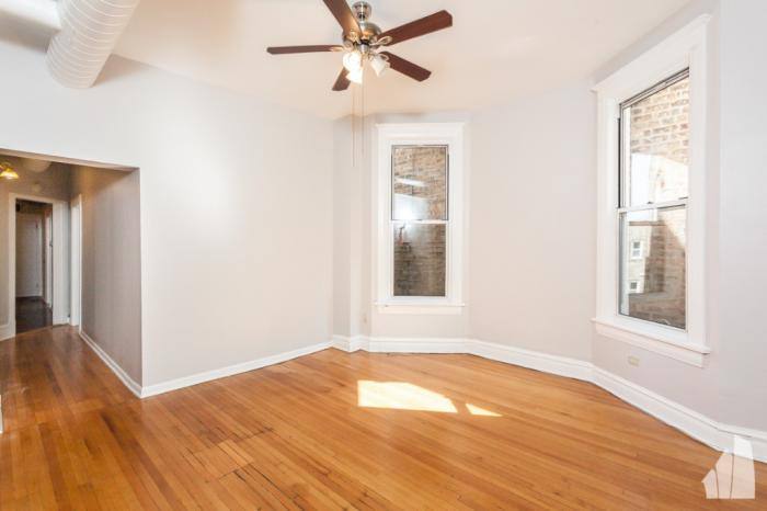 Apartment for rent at 900 W Newport #3, Chicago, IL 60657