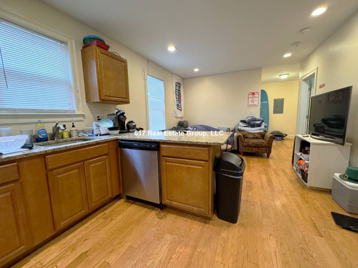 Apartment for rent at 35 Pratt St #1, Allston, MA 02134