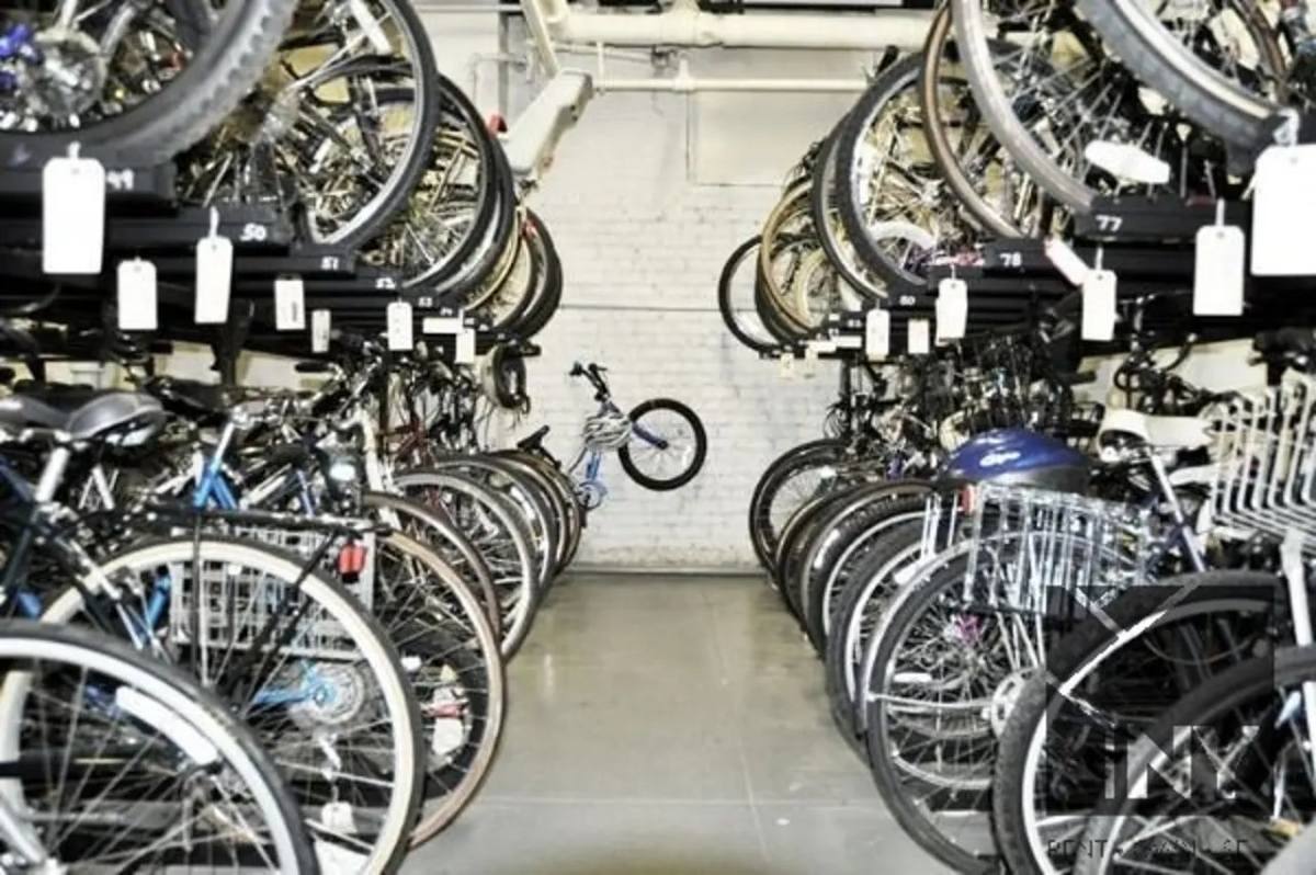 Apartment for rent at 53 W Broadway #18D, New York, NY 10007