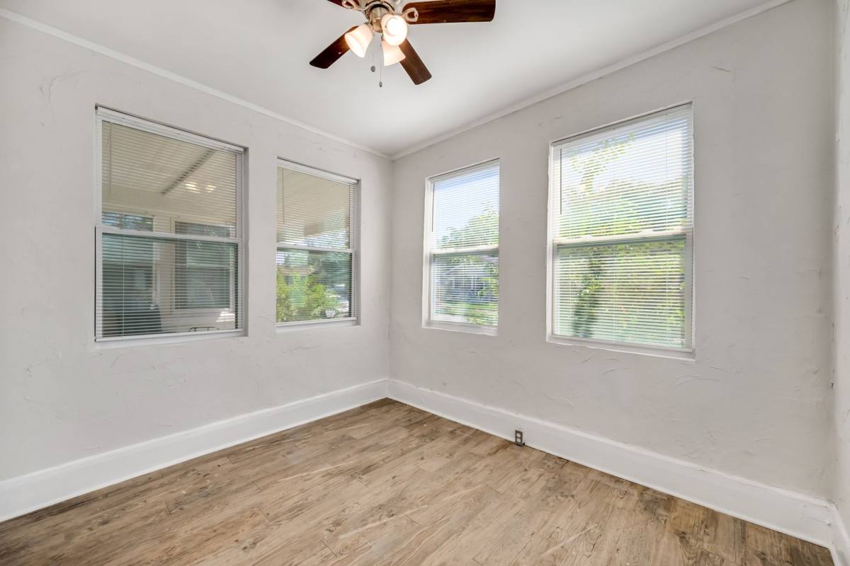 Apartment for rent at 310 E Lambright St, Tampa, FL 33604