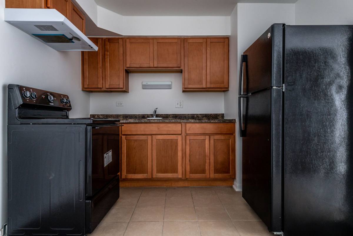 Apartment for rent at 14538 S Cottage Grove Ave, Dolton, IL 60419