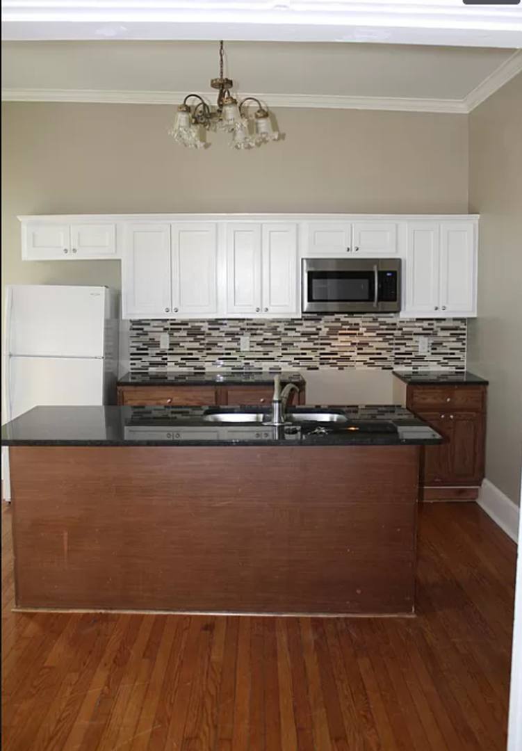 Apartment for rent at 1214 State St, Bowling Green, KY 42101