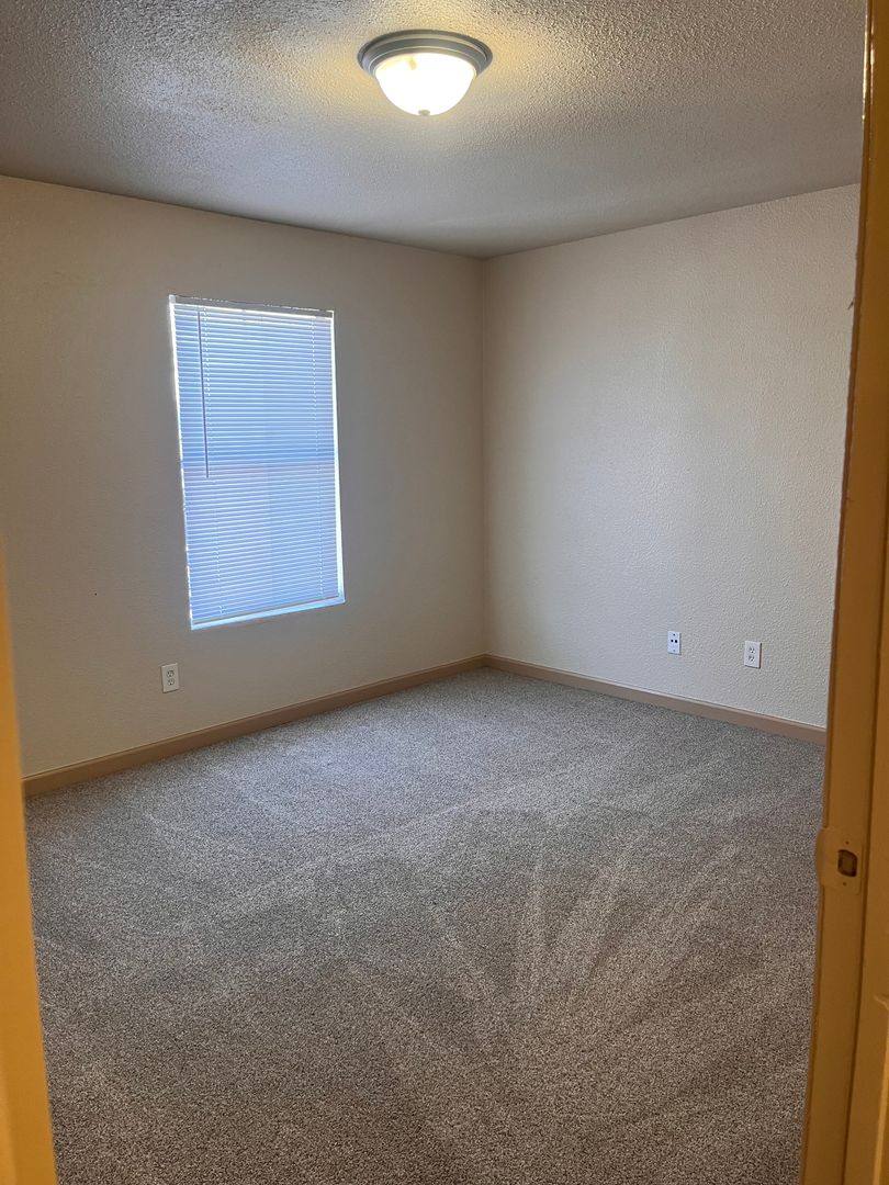 Apartment for rent at 7255 Corporate Dr, Houston, TX 77036