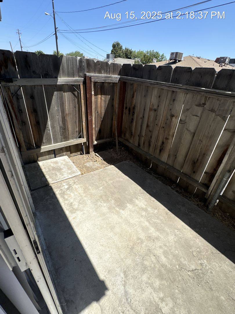 Apartment for rent at 1855-1893 Emma Lee Lane, Hanford, CA 93230