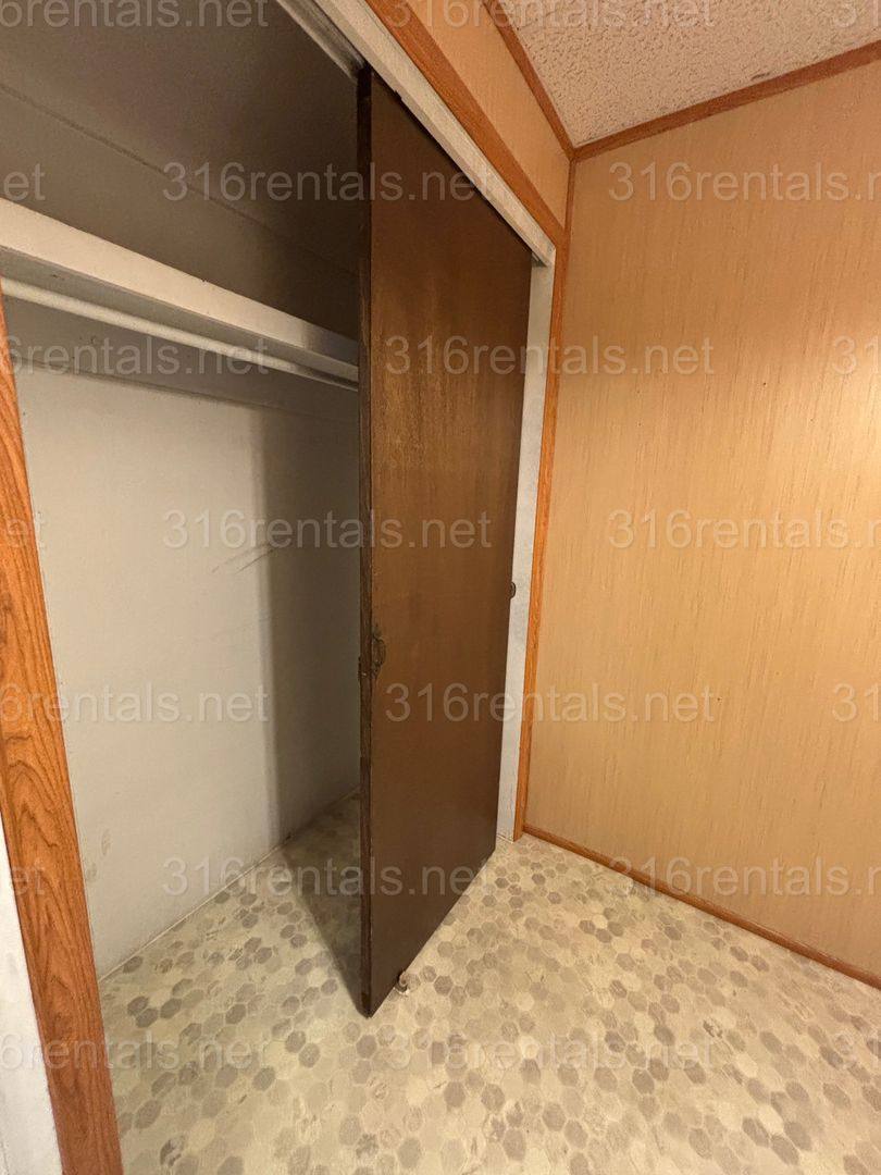 Apartment for rent at 300 S Main St, El Dorado, KS 67042