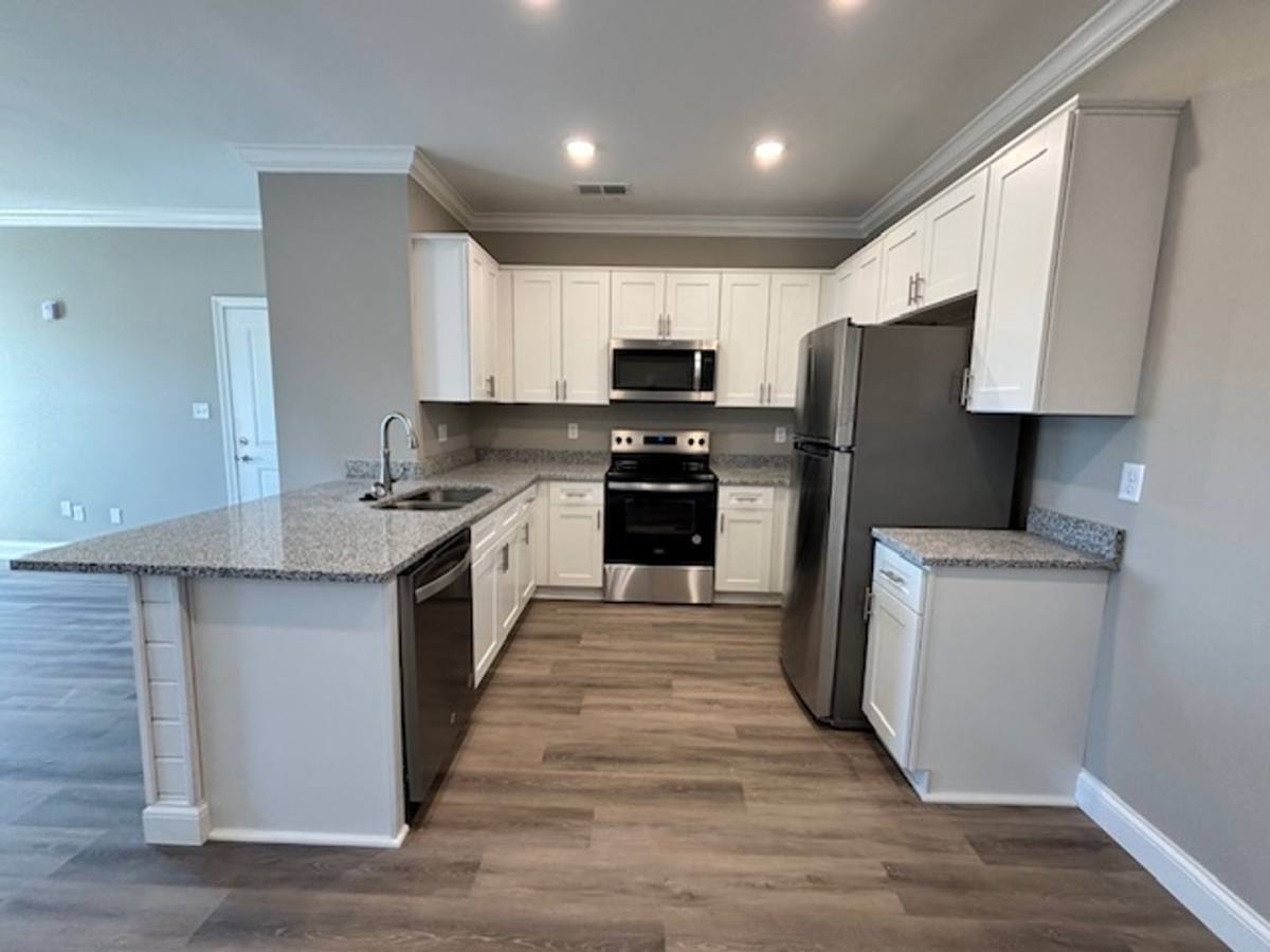 Apartment for rent at 5330 Bakers Spring St, Bowling Green, KY 42101