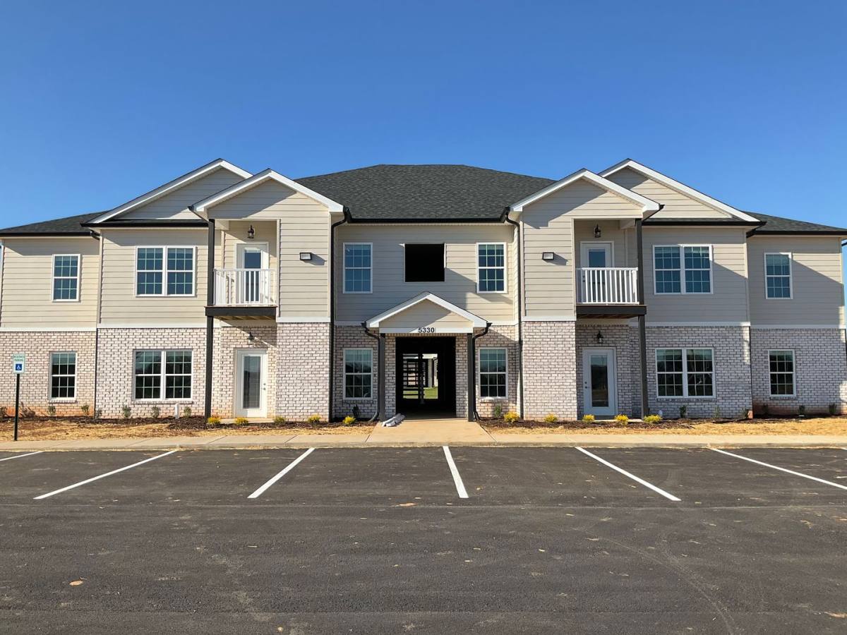 Apartment for rent at 5330 Bakers Spring St, Bowling Green, KY 42101