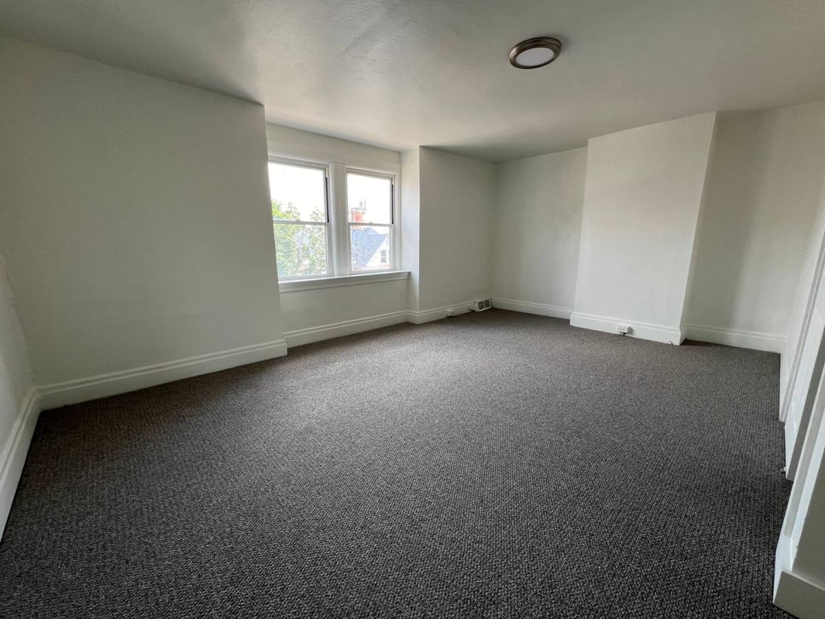 Apartment for rent at 821 Collins St, Pittsburgh, PA 15206