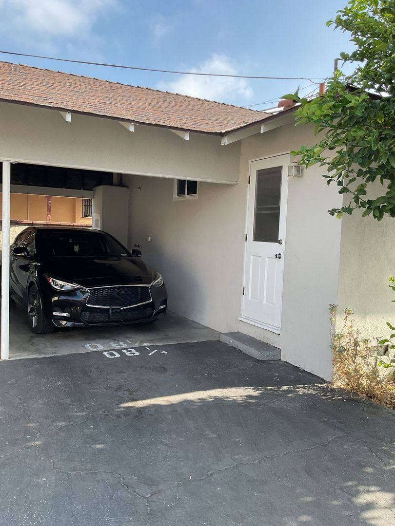 Apartment for rent at 16108 Cornuta Ave, Bellflower, CA 90706