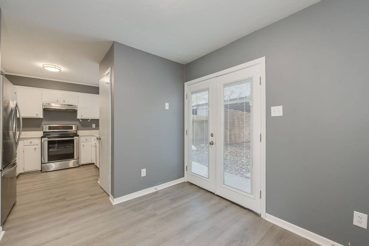 Townhouse for rent at 912 Navidad St, Bryan, TX 77801