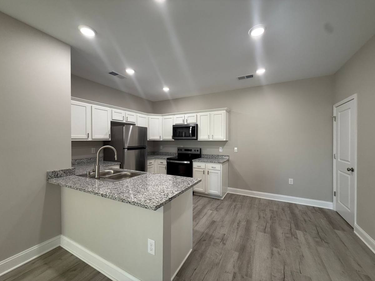 Apartment for rent at 5384 Baker Springs St, Bowling Green, KY 42104