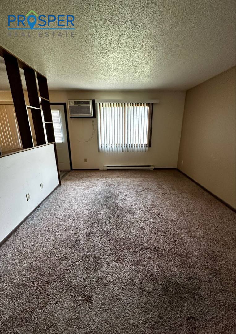 Apartment for rent at 808 Macomber St, Chippewa Falls, WI 54729