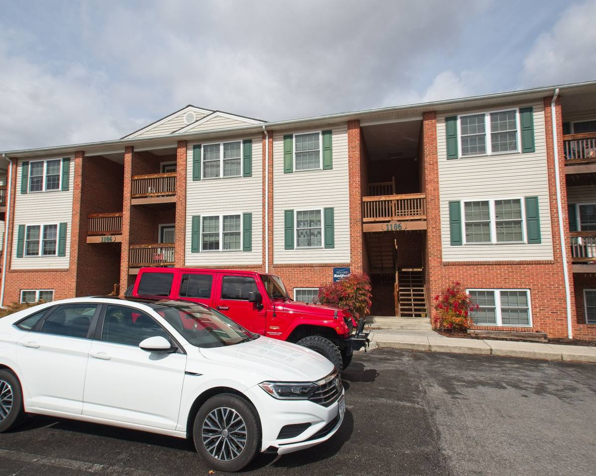 Apartment for rent at 1100 Calhoun St, Radford, VA 24141