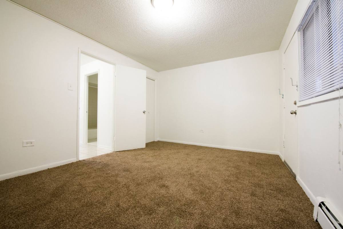 Apartment for rent at 7916 S Drexel Ave, Chicago, IL 60619