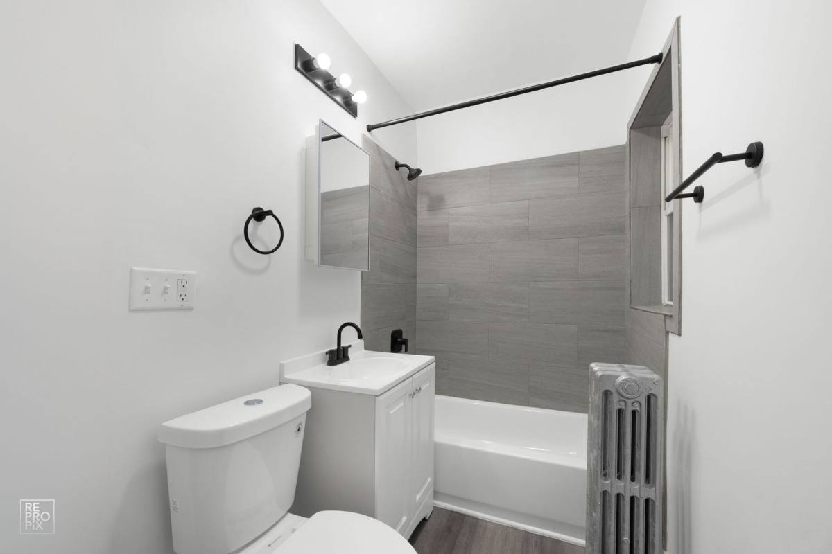 Apartment for rent at 8101 S Drexel Ave, Chicago, IL 60619