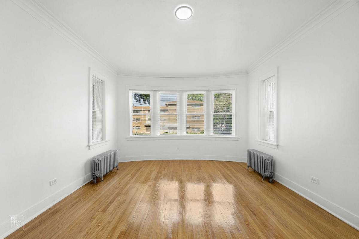 Apartment for rent at 8101 S Drexel Ave, Chicago, IL 60619
