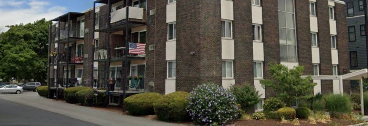Apartment for rent at 1791 Centre St #3, West Roxbury, MA 02132