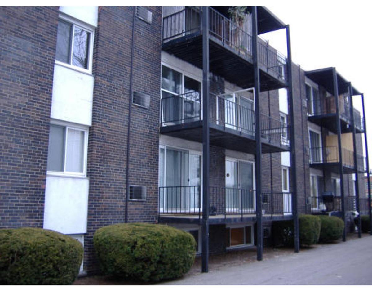 Apartment for rent at 1791 Centre St #3, West Roxbury, MA 02132
