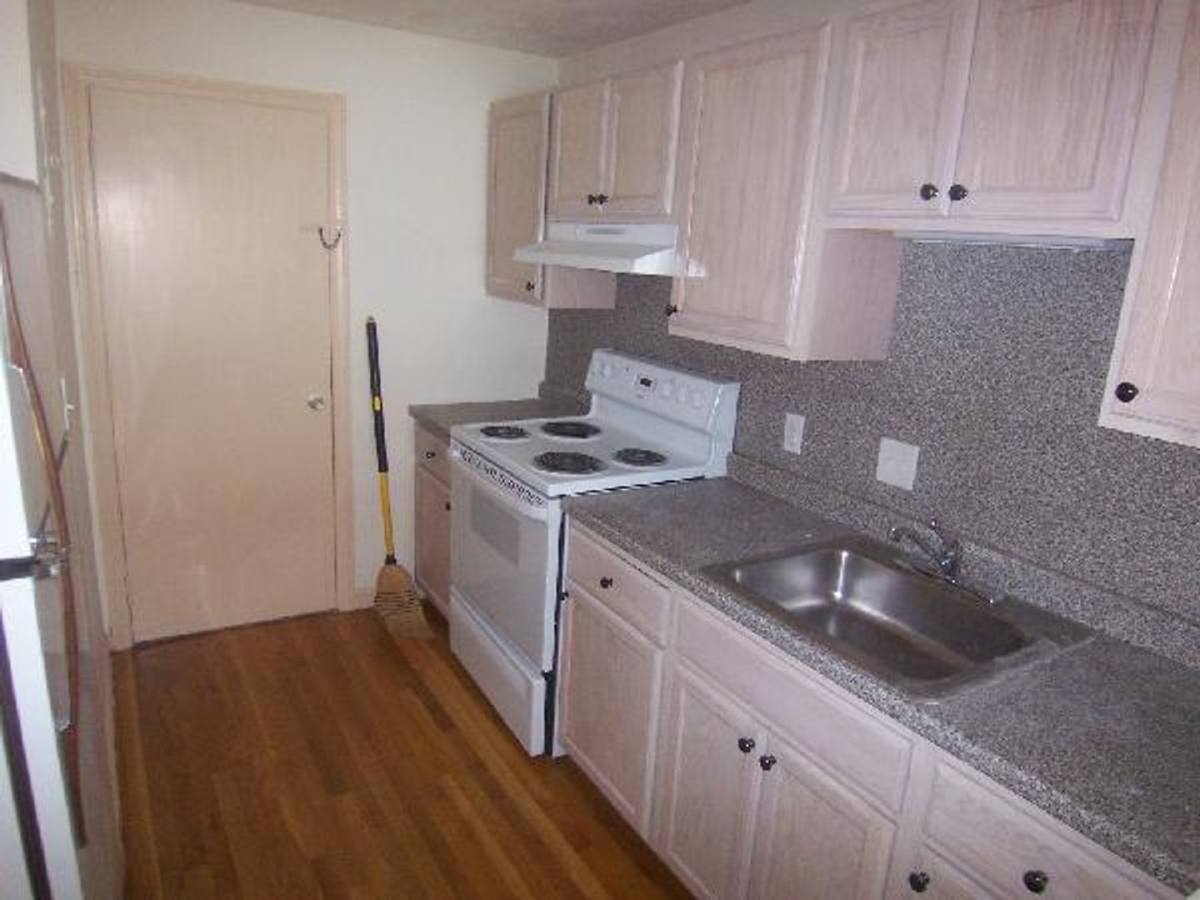 Apartment for rent at 1791 Centre St #3, West Roxbury, MA 02132