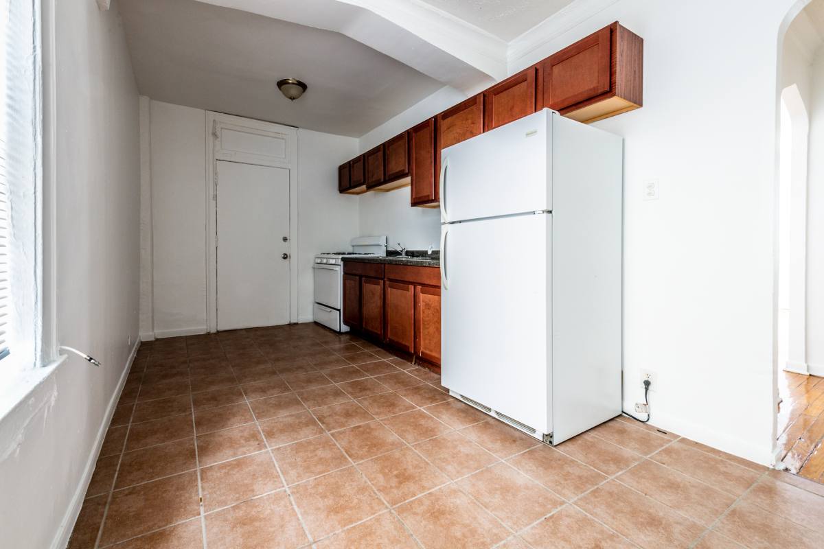 Apartment for rent at 8241-49 S Ellis Ave, Chicago, IL 60619