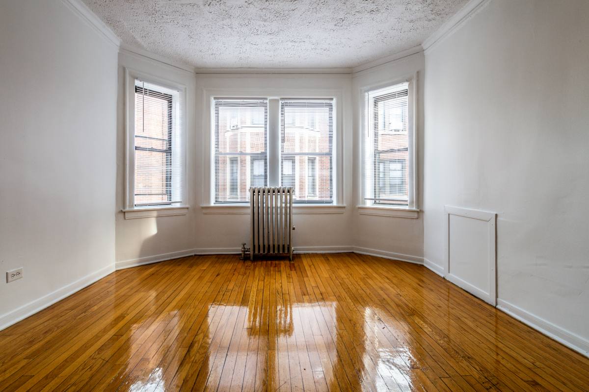 Apartment for rent at 8241-49 S Ellis Ave, Chicago, IL 60619