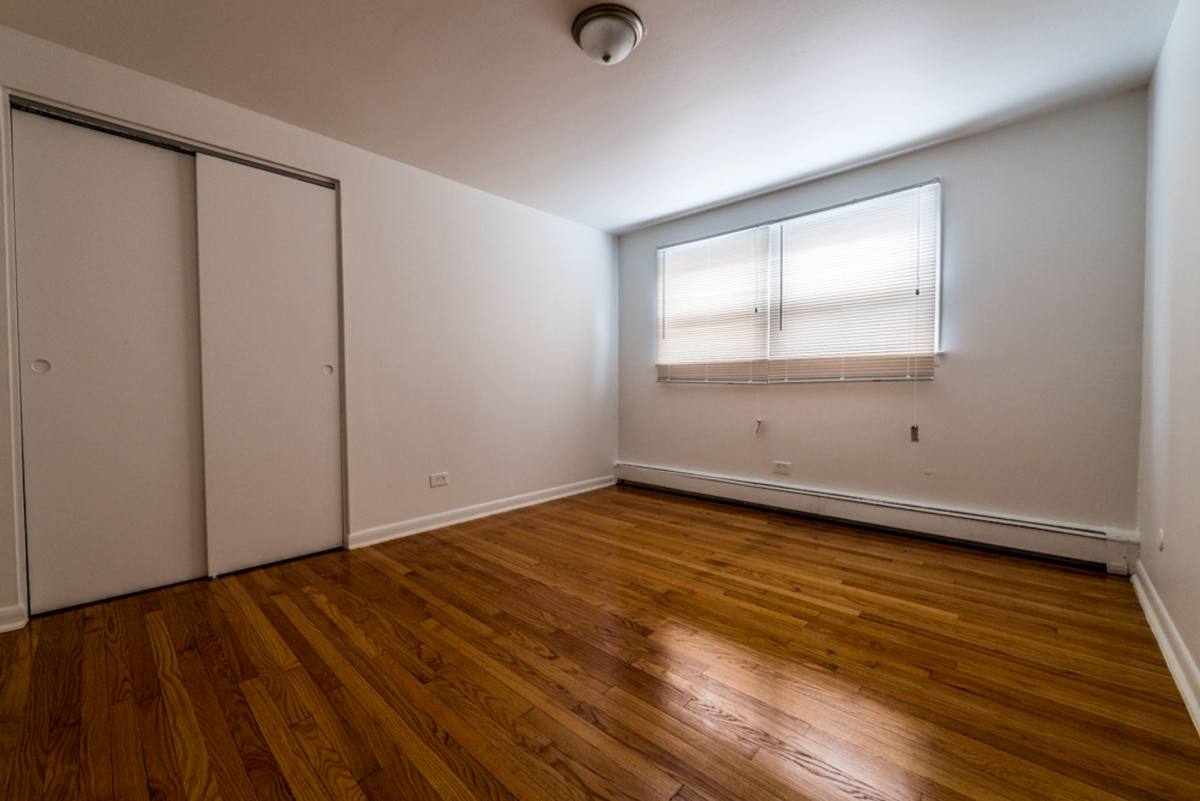 Apartment for rent at 7927 S Ellis Ave, Chicago, IL 60619