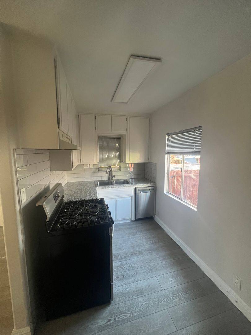 Apartment for rent at 1917 New Jersey St, Los Angeles, CA 90033