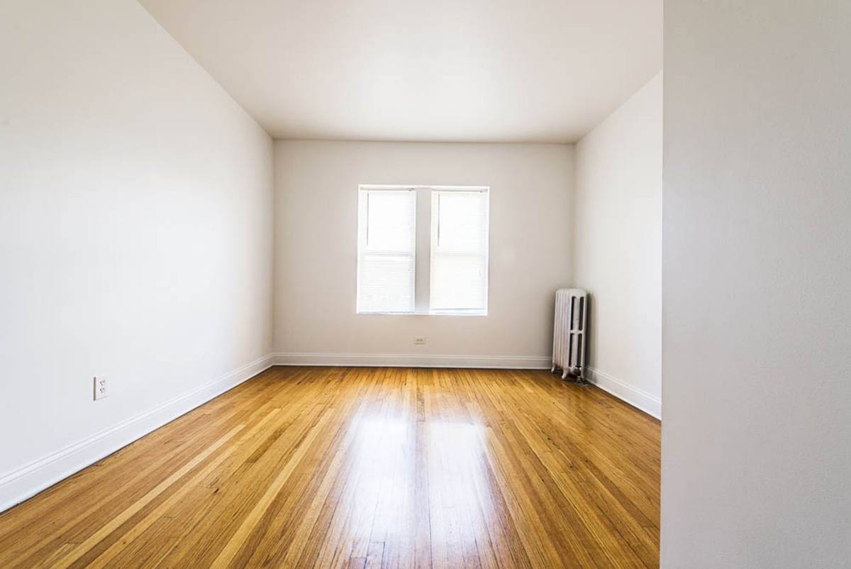 Apartment for rent at 7920-26 S Evans, Chicago, IL 60619