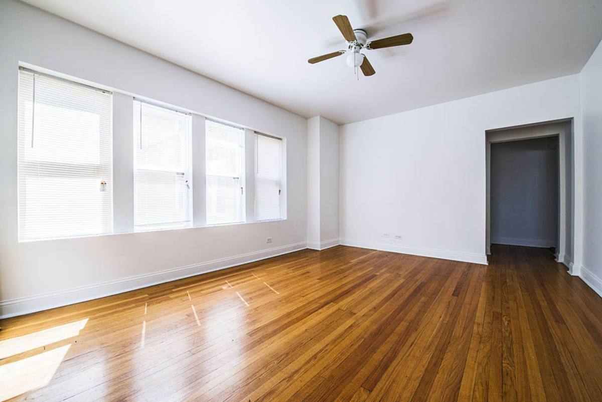 Apartment for rent at 7920-26 S Evans, Chicago, IL 60619