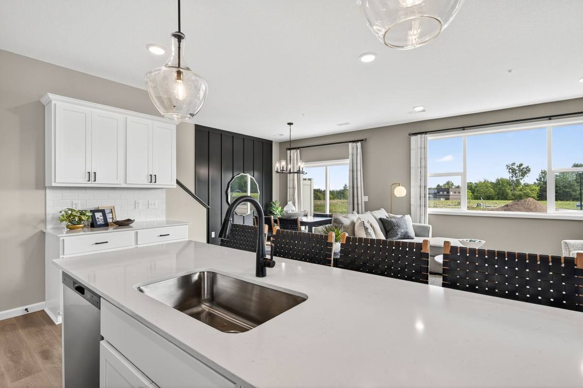 Townhouse for rent at 19948 Hunters Ridge, Rogers, MN 55374