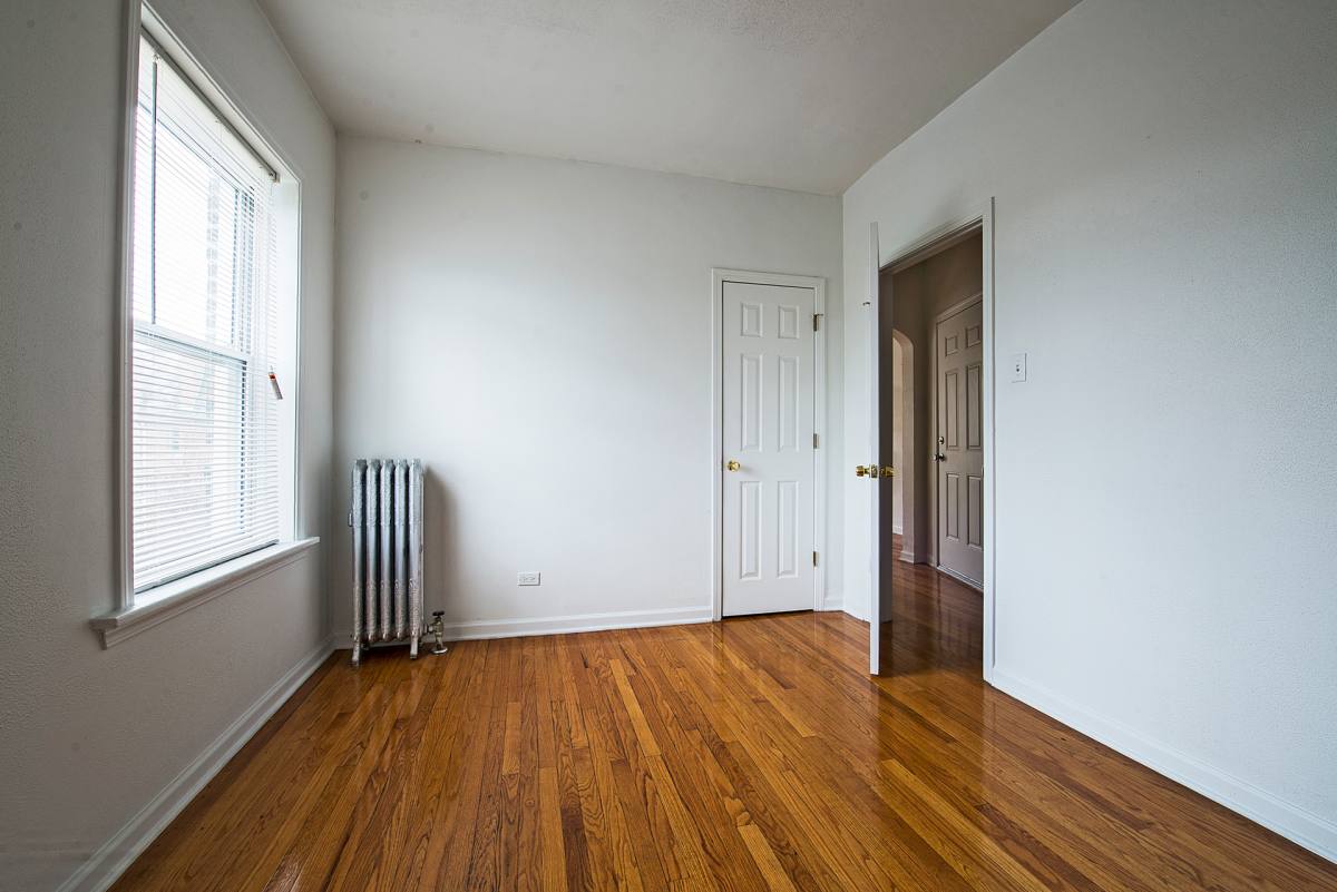 Apartment for rent at 8155 S Ingleside Ave, Chicago, IL 60619