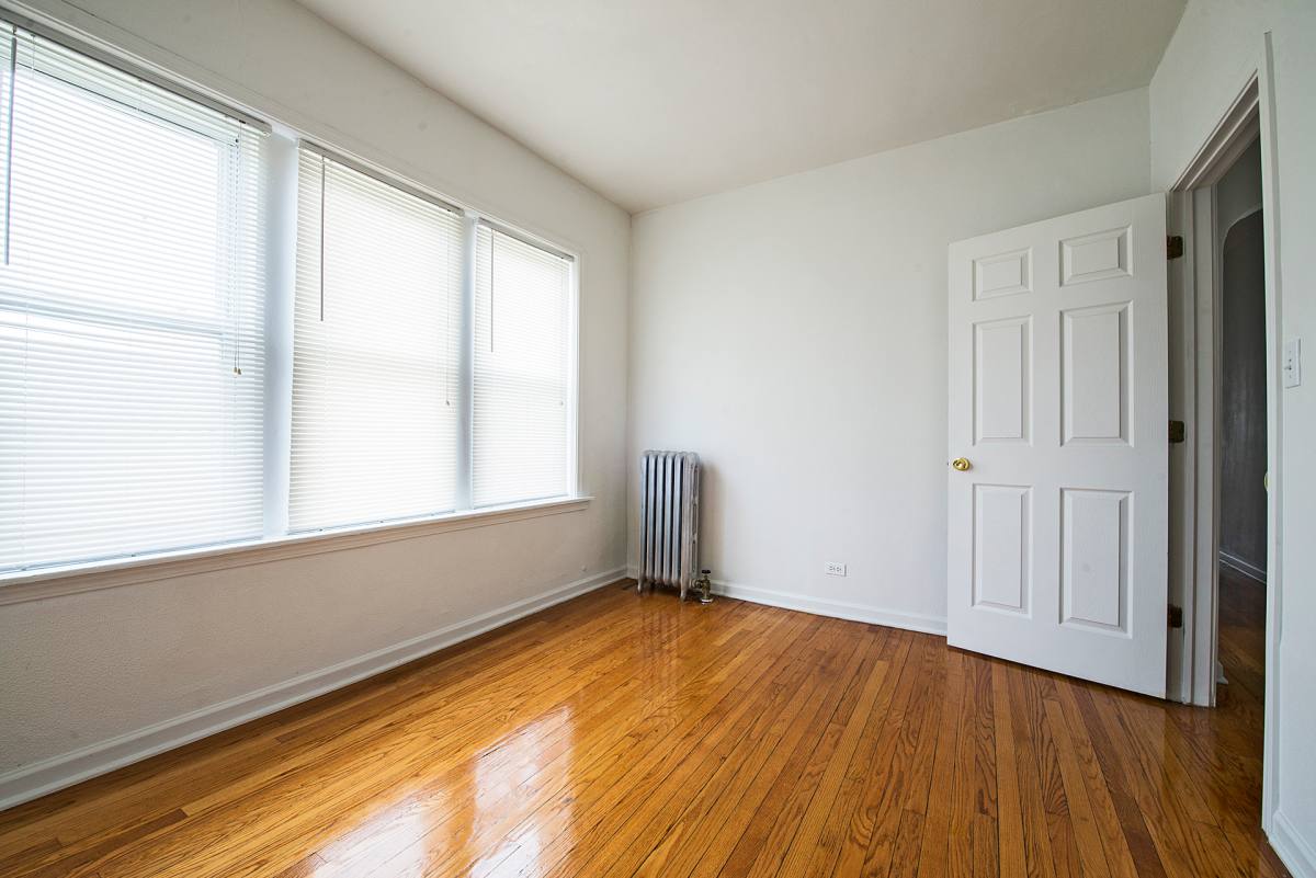 Apartment for rent at 8155 S Ingleside Ave, Chicago, IL 60619