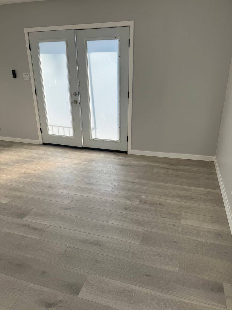 Apartment for rent at 218 Chicago Ave, Huntington Beach, CA 92648