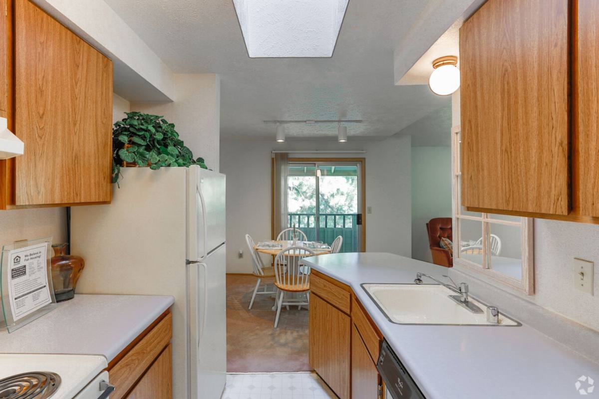 Apartment for rent at 8909 N Colton St, Spokane, WA 99218