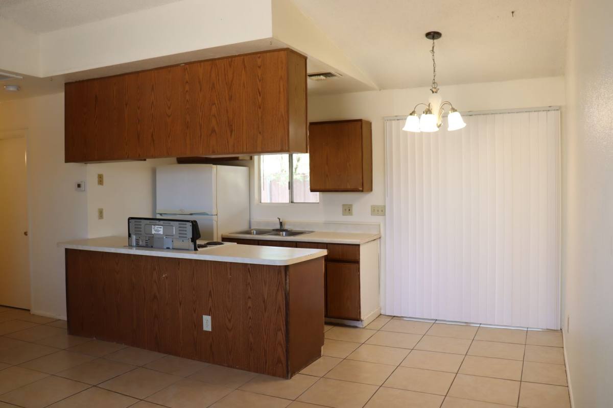 Apartment for rent at 329-335 E Alturas St, Tucson, AZ 85705