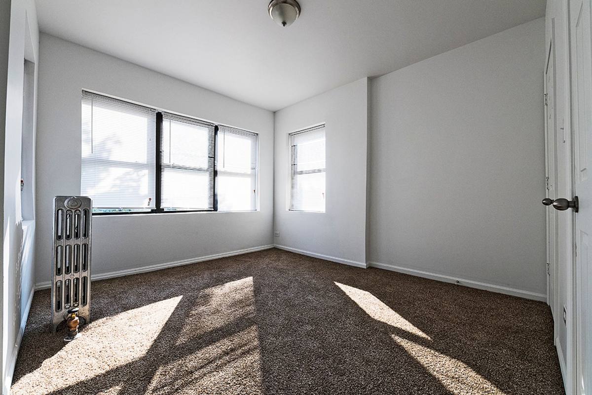 Apartment for rent at 1404-16 W 78th St, Chicago, IL 60620