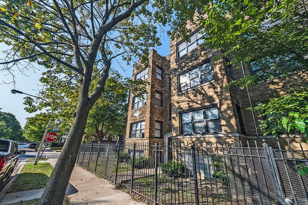 Apartment for rent at 1404-16 W 78th St, Chicago, IL 60620