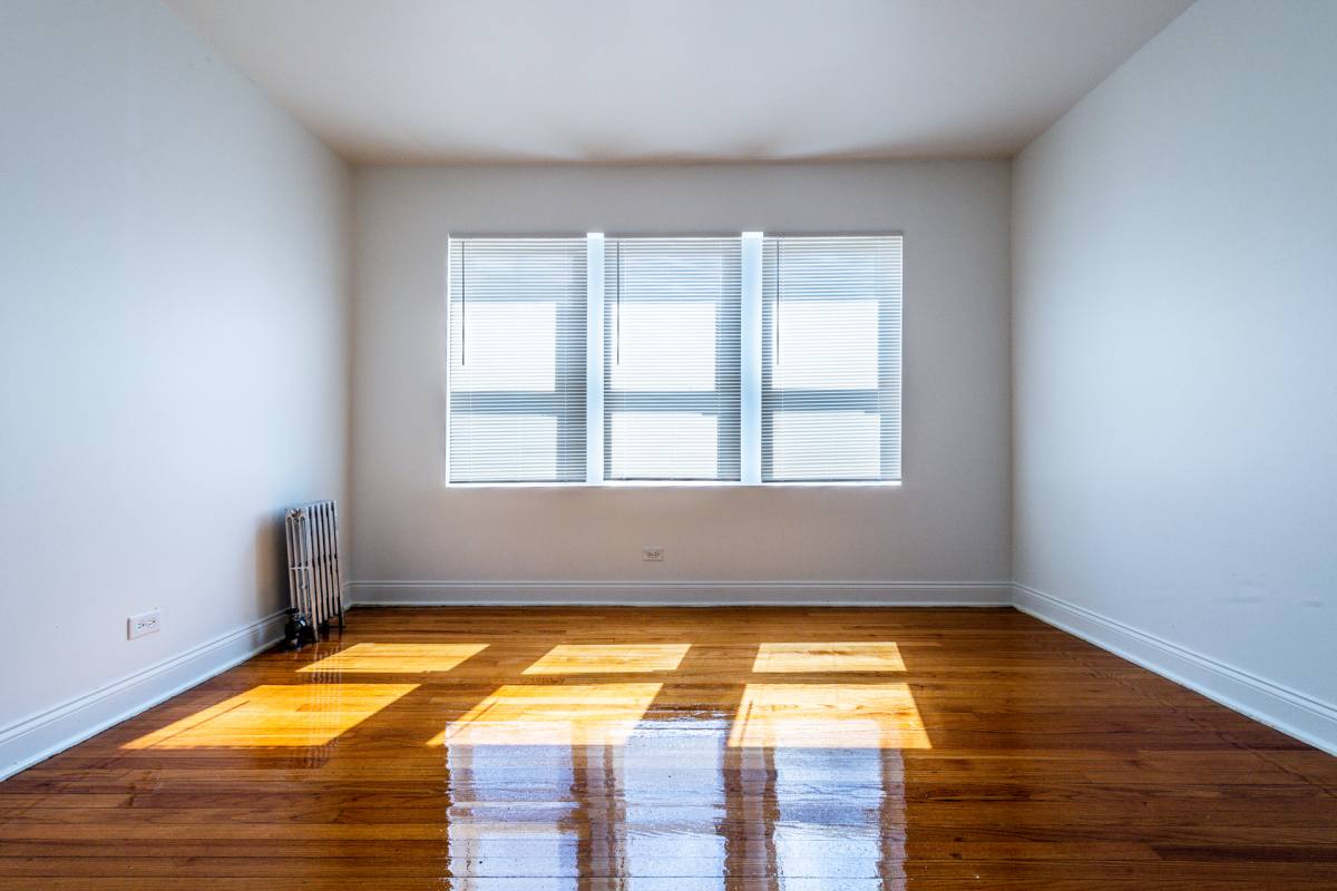 Apartment for rent at 8000-12 S Maryland Ave, Chicago, IL 60619