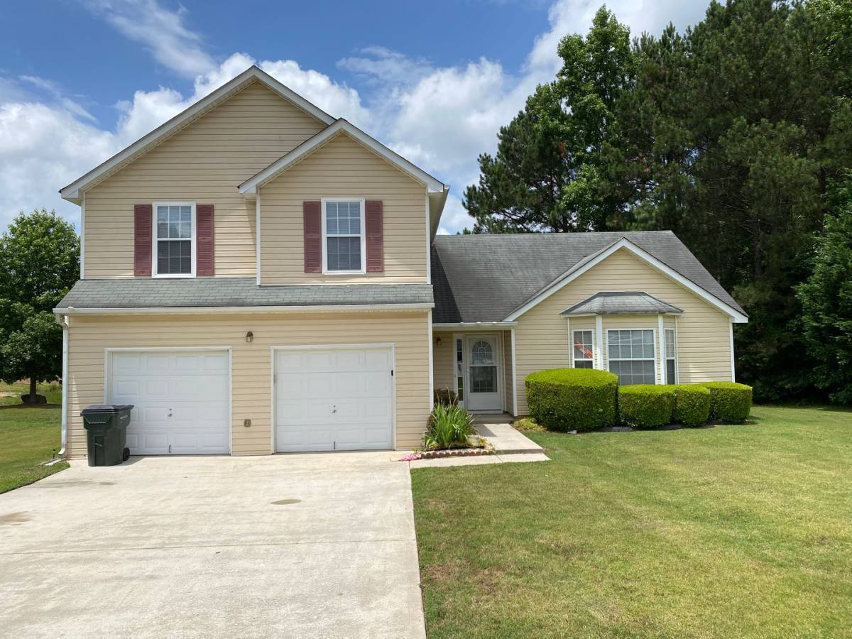 House for rent at 4553 Era Trace, Snellville, GA 30039