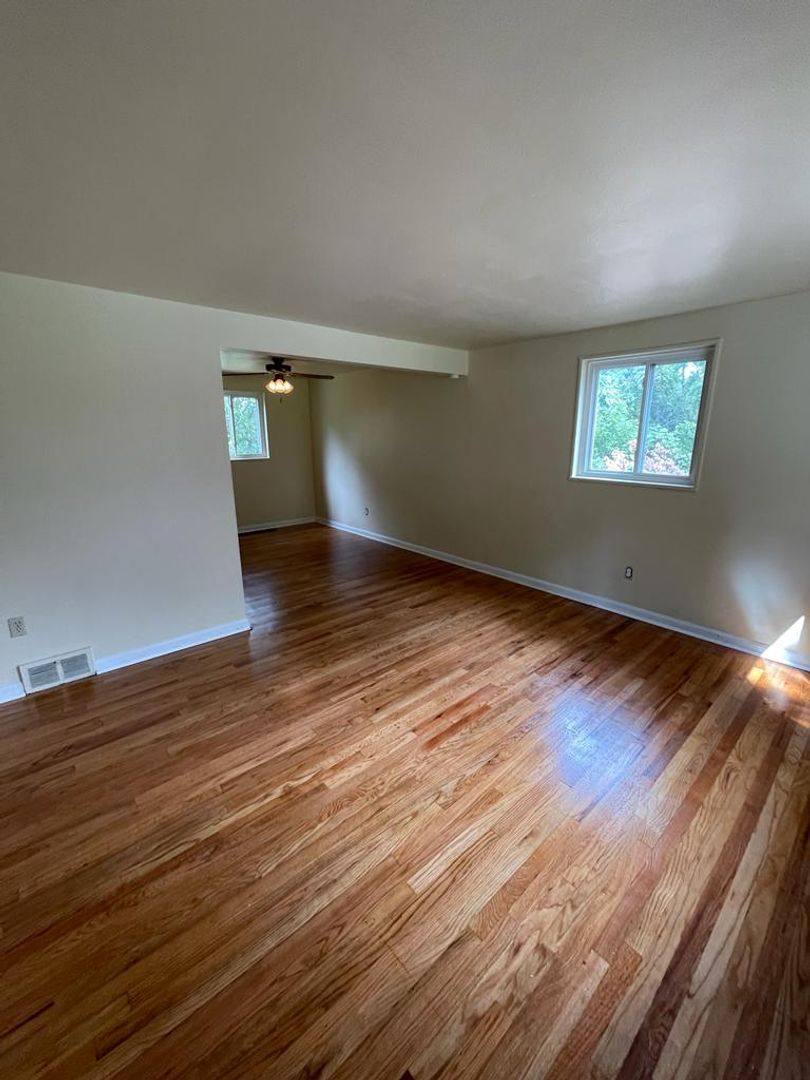 Townhouse for rent at 423 - 457 Elias Dr, Pittsburgh, PA 15235