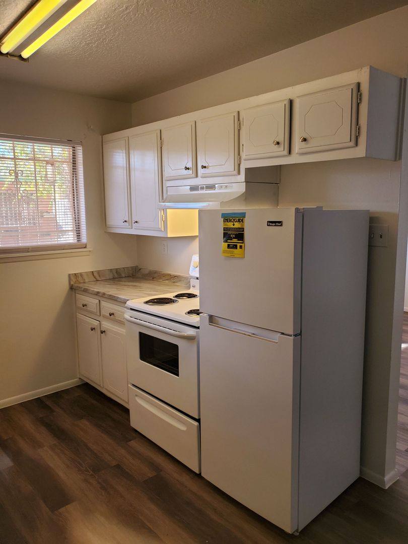 Apartment for rent at 143 General Arnold St NE, Albuquerque, NM 87123