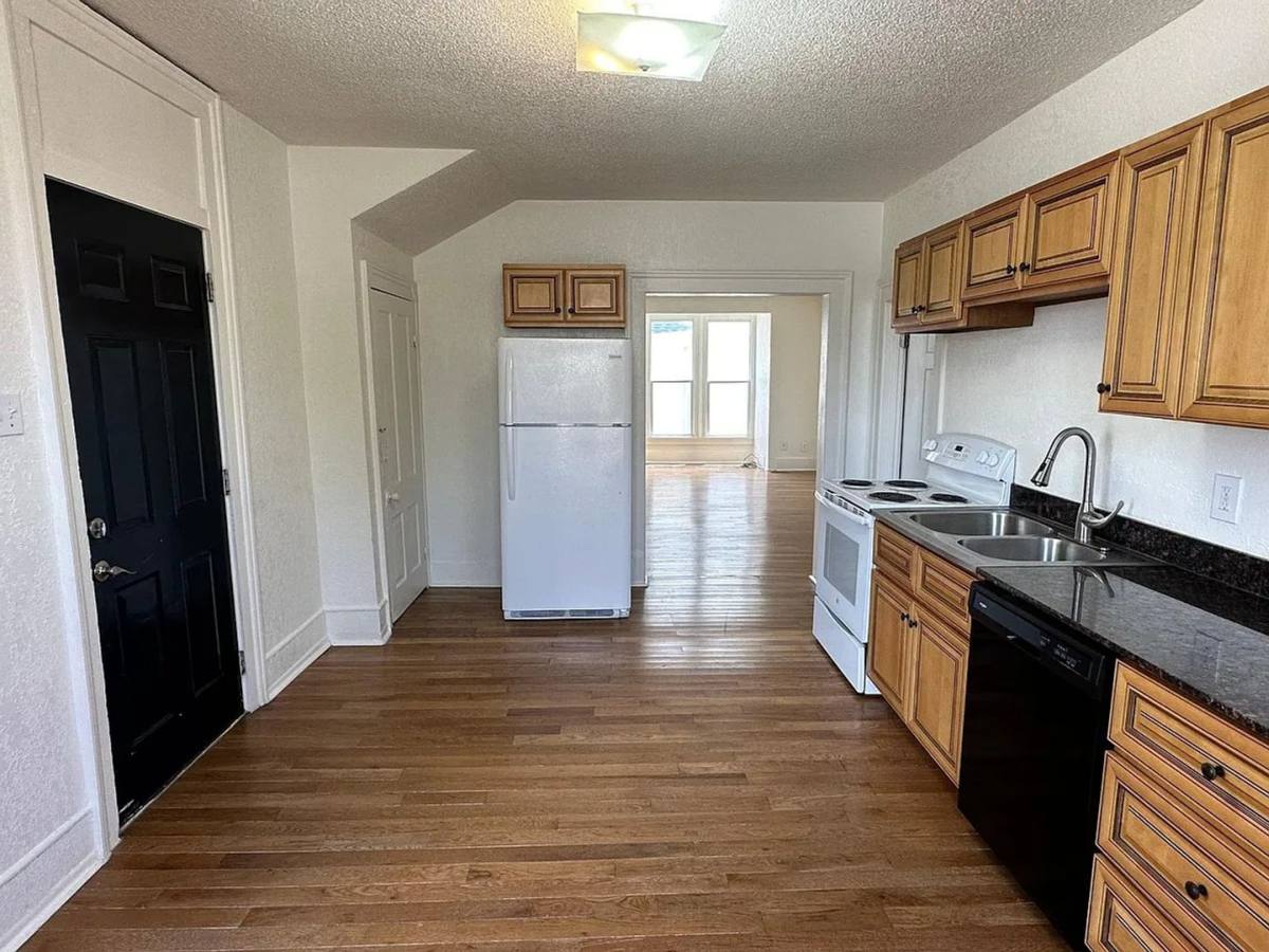Apartment for rent at 404 S Marion, Kirksville, MO 63501
