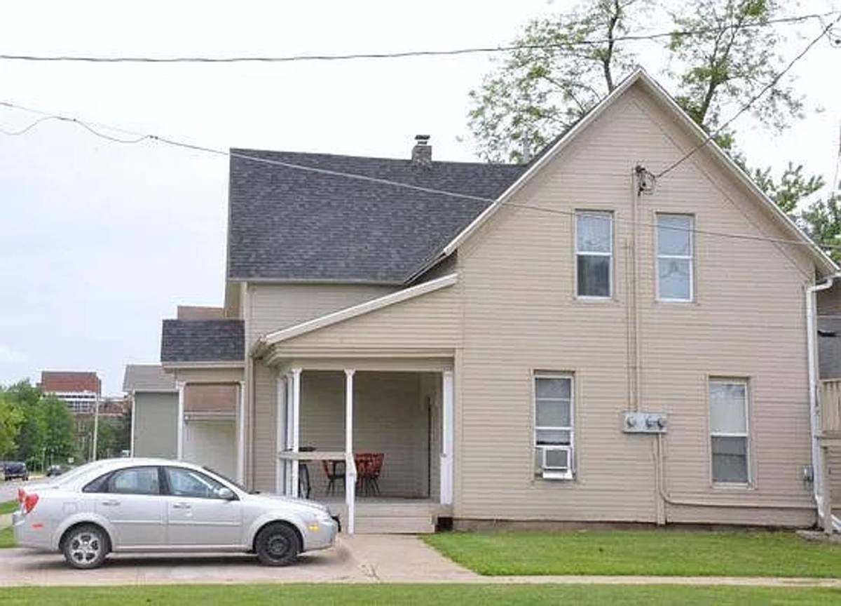 Apartment for rent at 404 S Marion, Kirksville, MO 63501