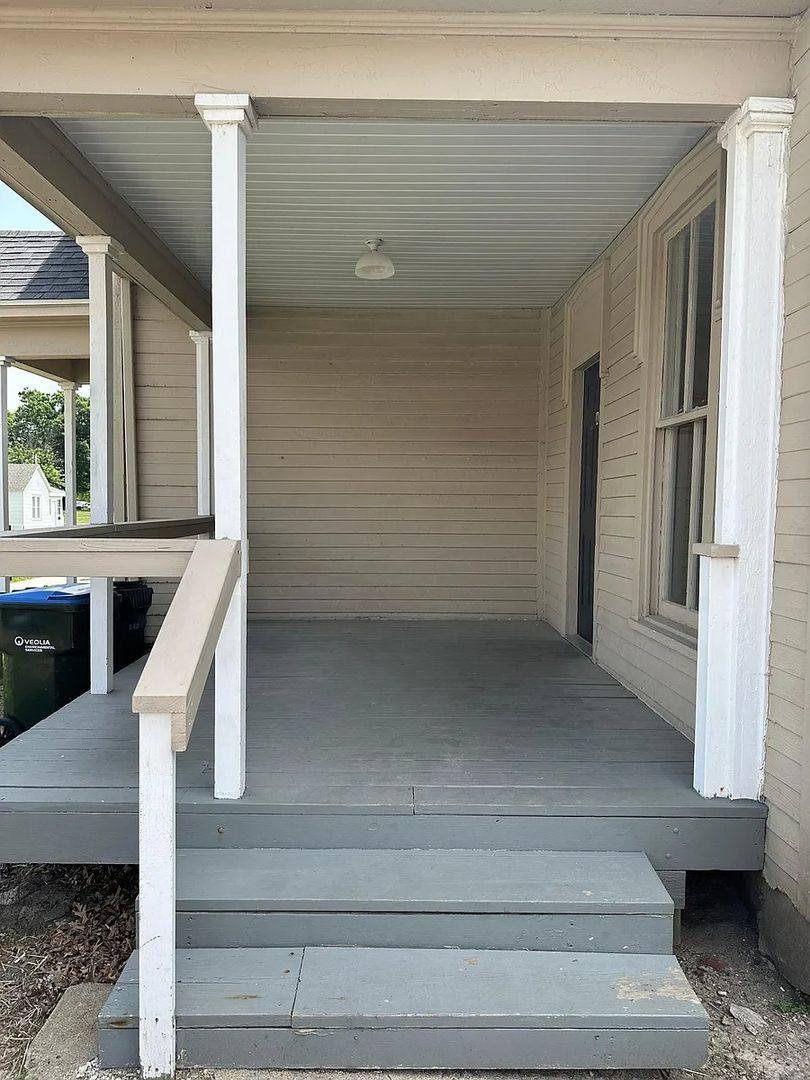 Apartment for rent at 404 S Marion, Kirksville, MO 63501