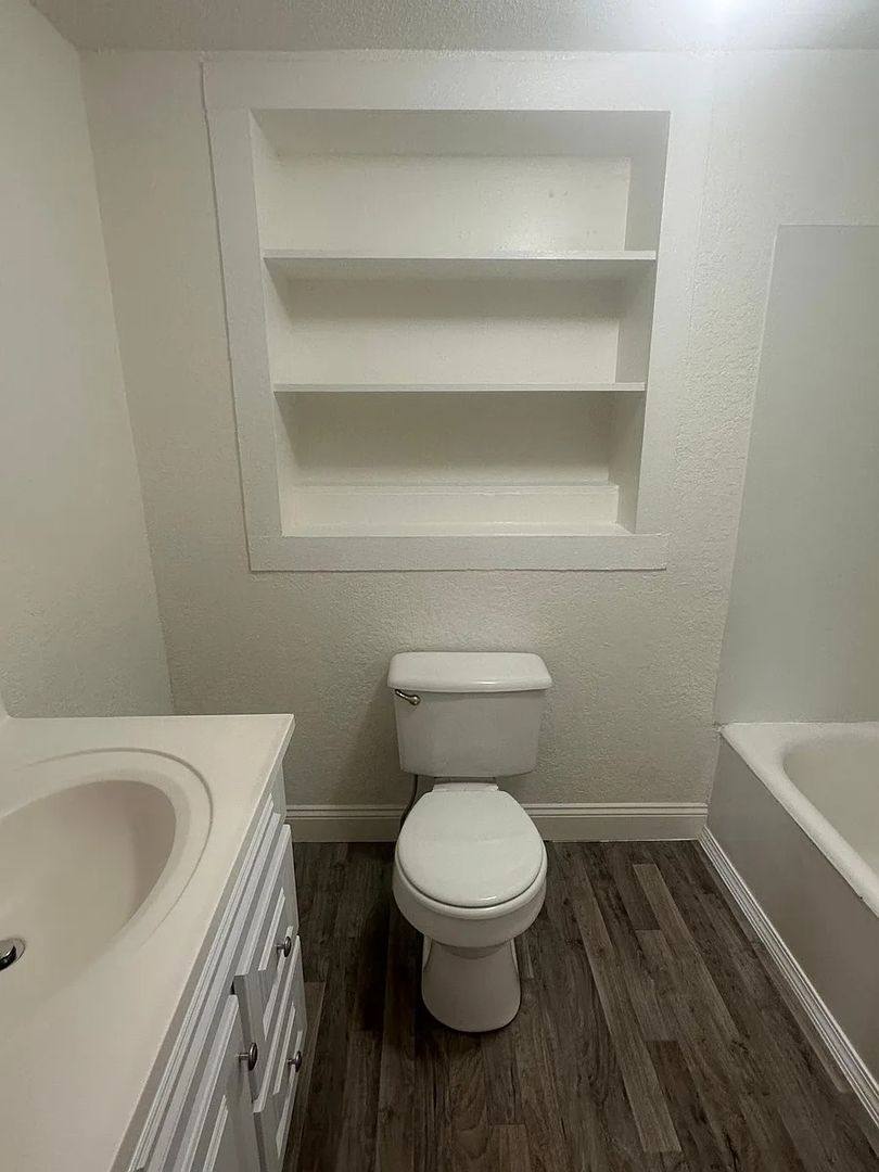 Apartment for rent at 404 S Marion, Kirksville, MO 63501