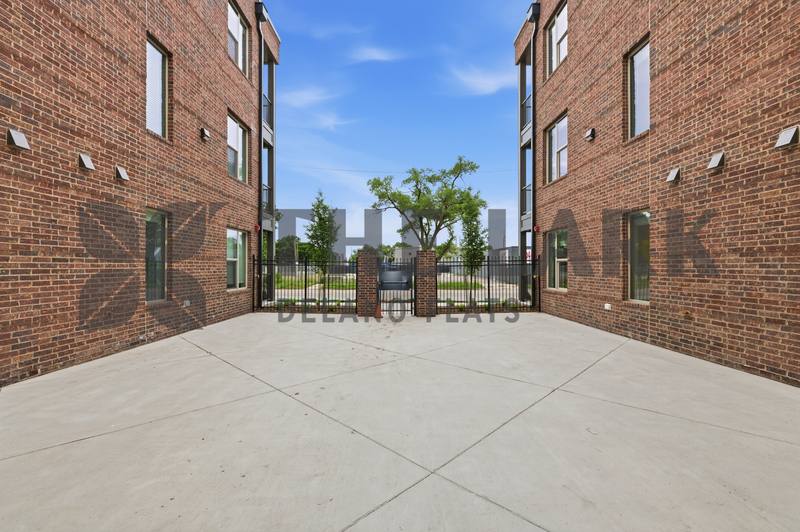 Apartment for rent at 721 W Maple St Bldg 1000 #312-1, Wichita, KS 67213